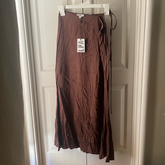 LPA Hanson brown satin midi skirt - Picture 2 of 2